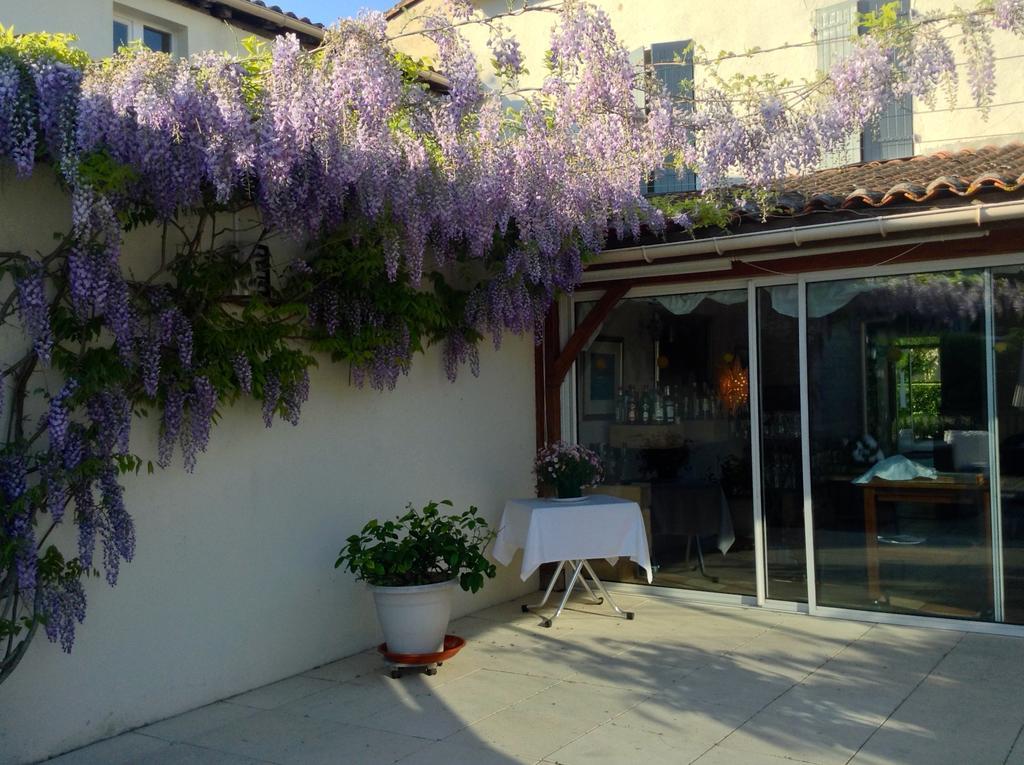 L'Hotel Du Perigord Aubeterre-sur-Dronne Exterior foto